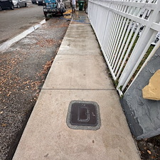 Sidewalk-Cleaning-in-Miami-Florida 1