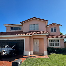 Top-Quality-House-Wash-Roof-Cleaning-and-Driveway-Cleaning-Perform-in-Cutler-Bay-Florida 2